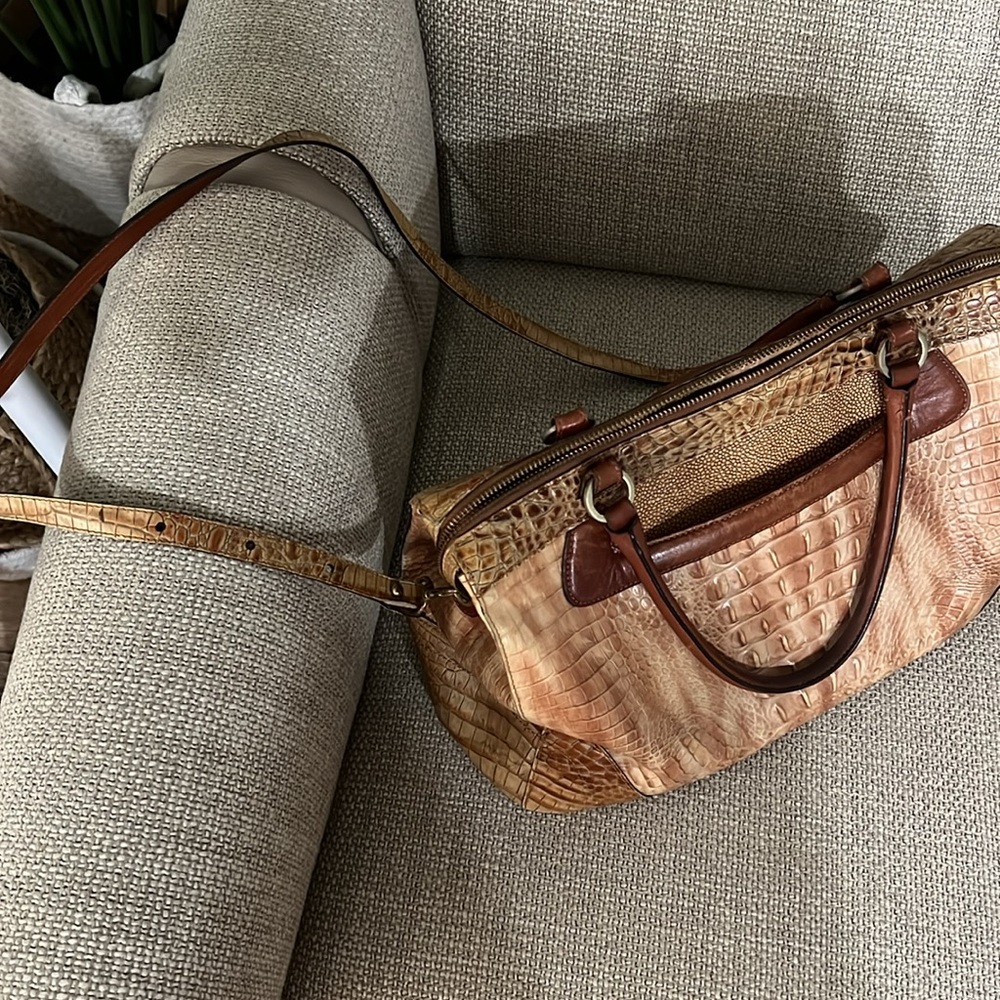 Sunday $85 - Brahmin RARE Tan Croc-Embossed/Brown Straps Women's Bag/Shoulder - Picture 8 of 14